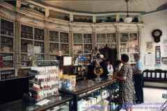 T-1996_017_Aibonito_FarmaciaInterior_ASR