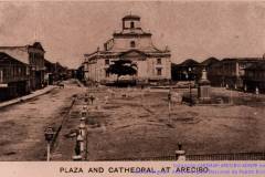 T-1898_PlazaEstaIsabel2AreciboRobHillCubaPR